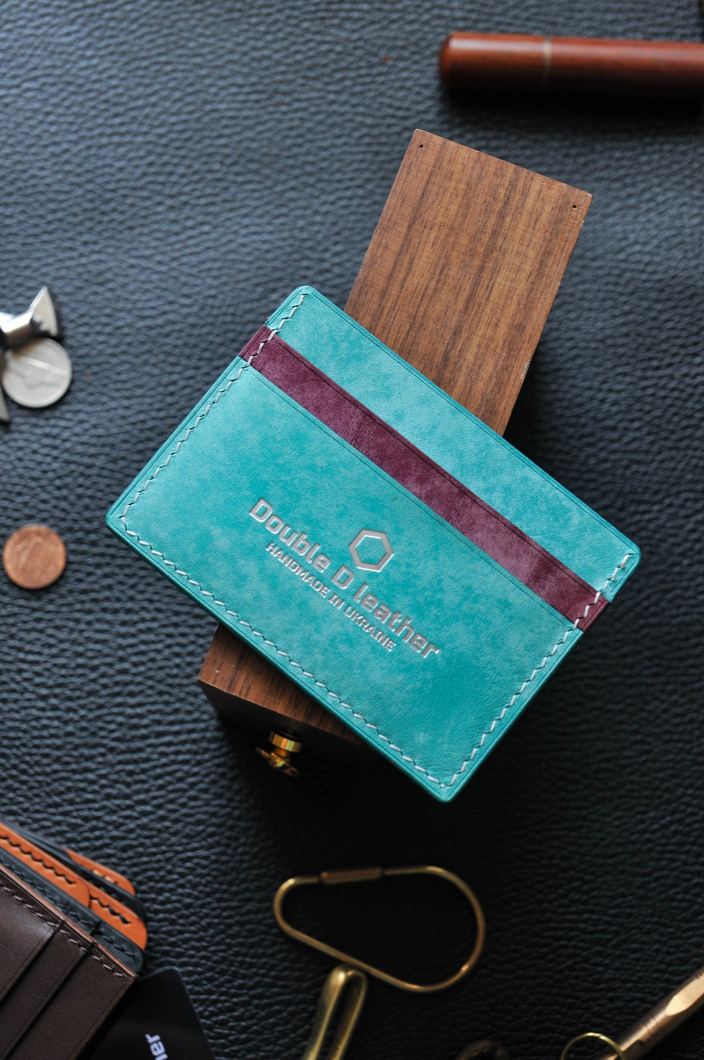 Business card holder, minimalist wallet