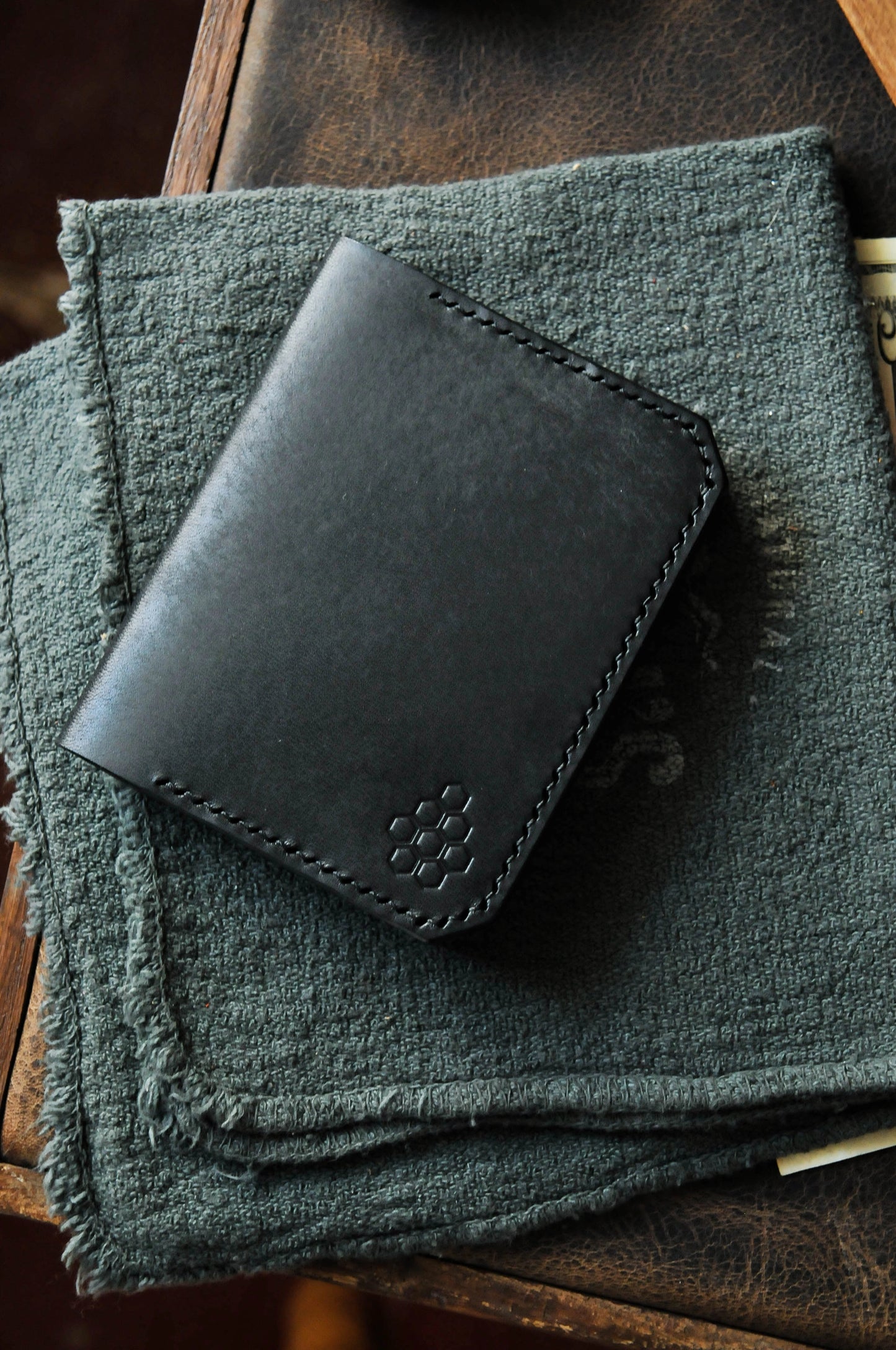 Black Minimalist leather wallet