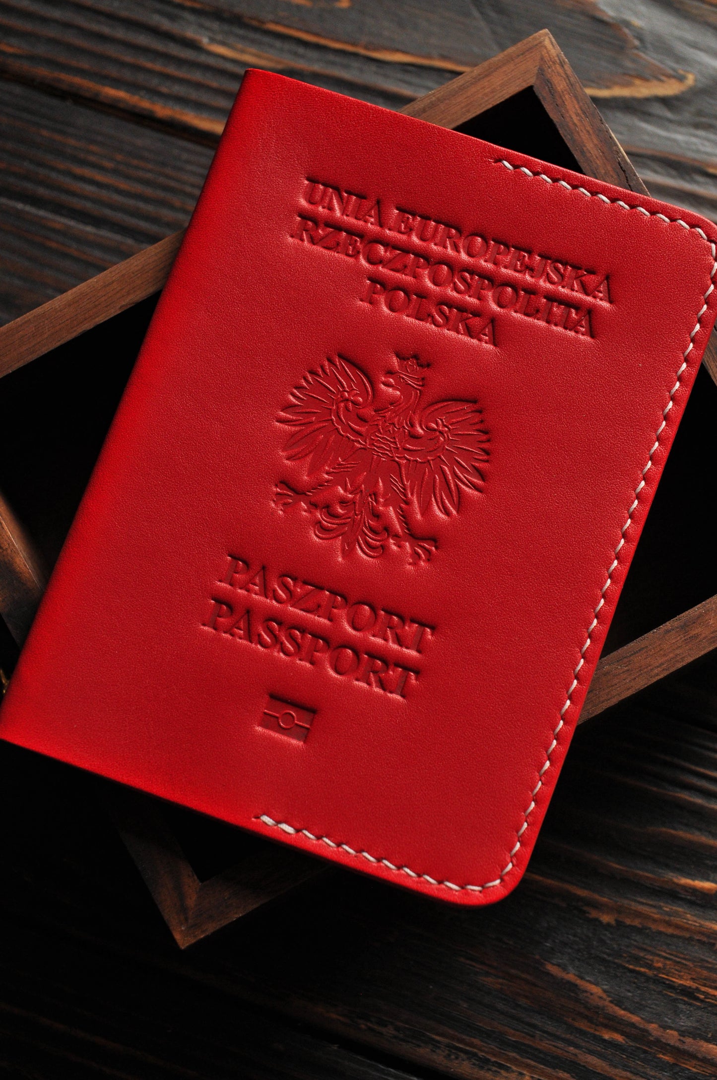 Passport cover for Poland passport