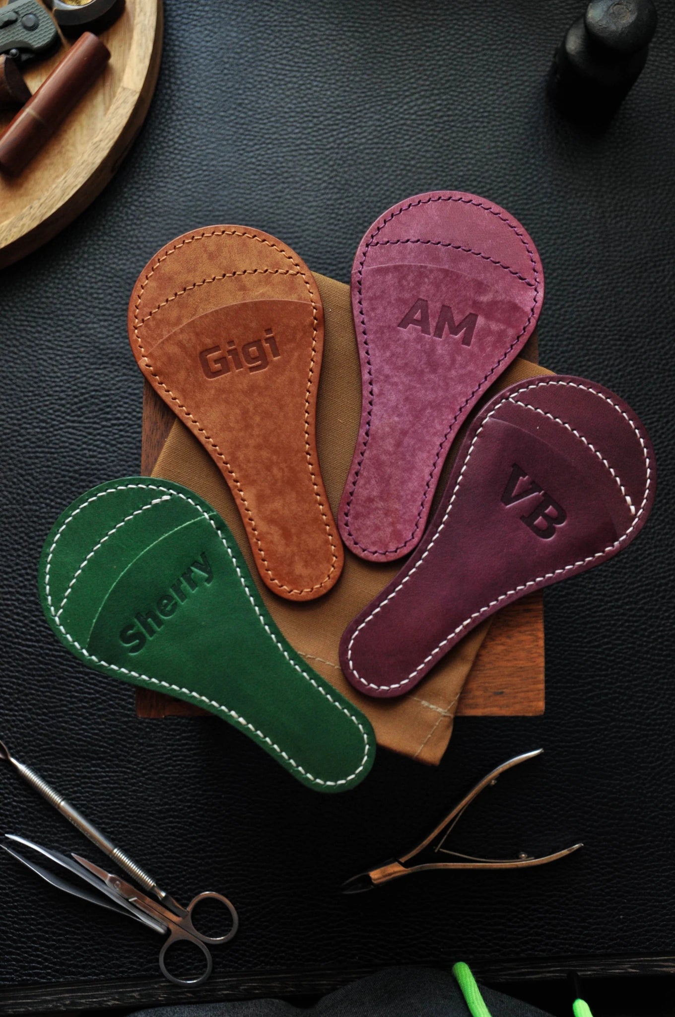 Personalized Manicure case,  leather Manicure holder